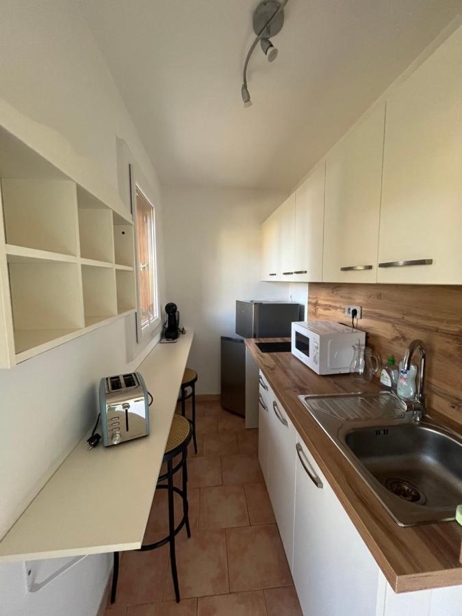 T2 Avec Terrasse & Parking A 5 Min Du Centre, 10 Min Des Plages Hyères Zewnętrze zdjęcie